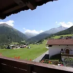 Guest house Haus Montjola 3*