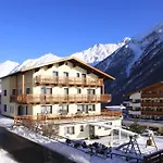 Haus Montjola 3* Solden