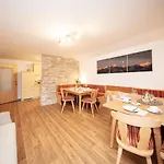 Haus Montjola Guest house