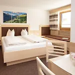 Guest house Haus Montjola Solden