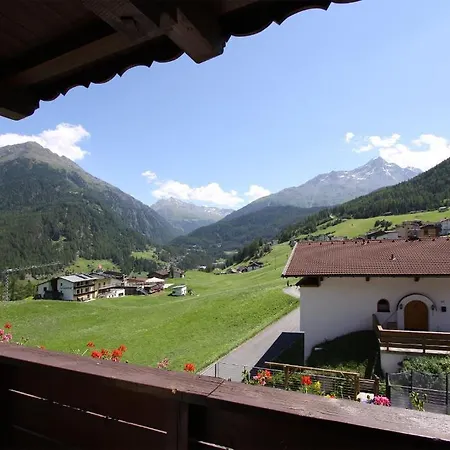 Vendégház Haus Montjola 3*