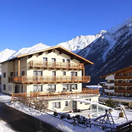 Haus Montjola 3* Зельден