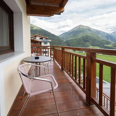 Gæstehus Haus Montjola Sölden