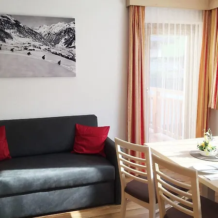Haus Montjola Πανσιόν 3*
