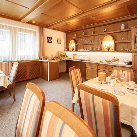 Haus Montjola 4* Sölden