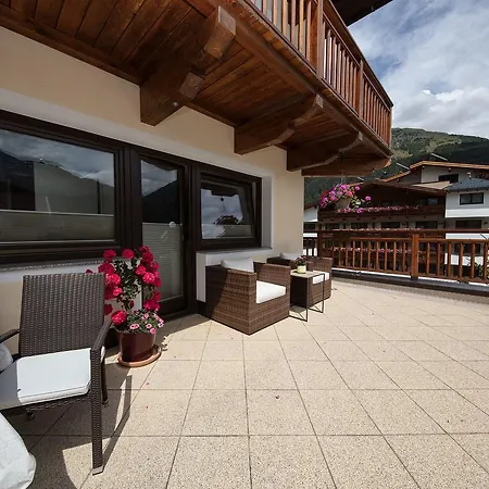 Haus Montjola Gæstehus Sölden