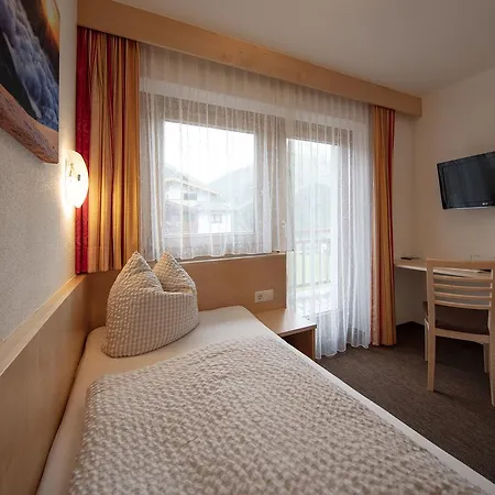 Haus Montjola Gæstehus 4*