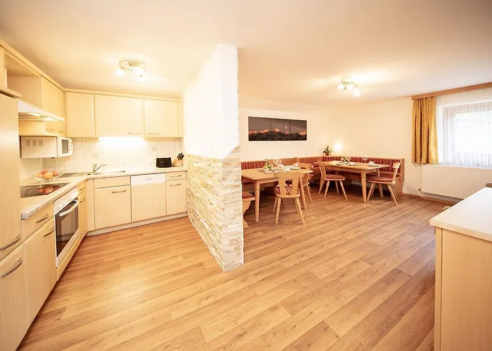 Haus Montjola Guest house