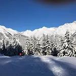 蒙左拉宾馆